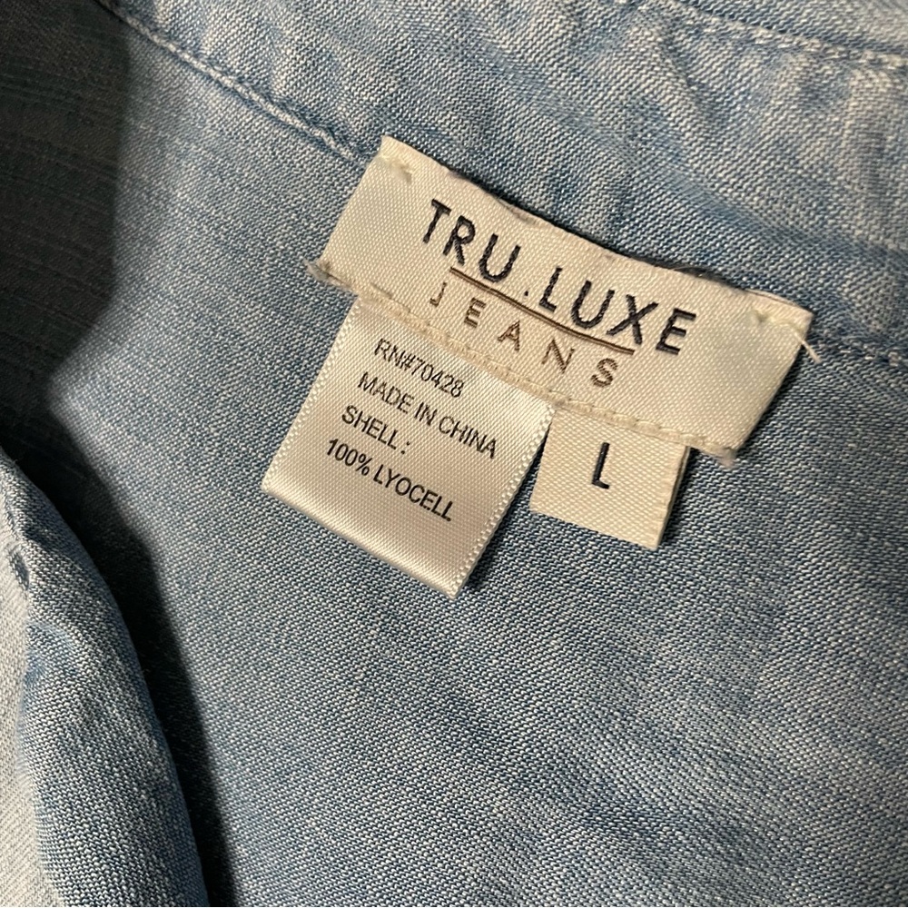 Chambray Button Back Split Neck Top - image 5